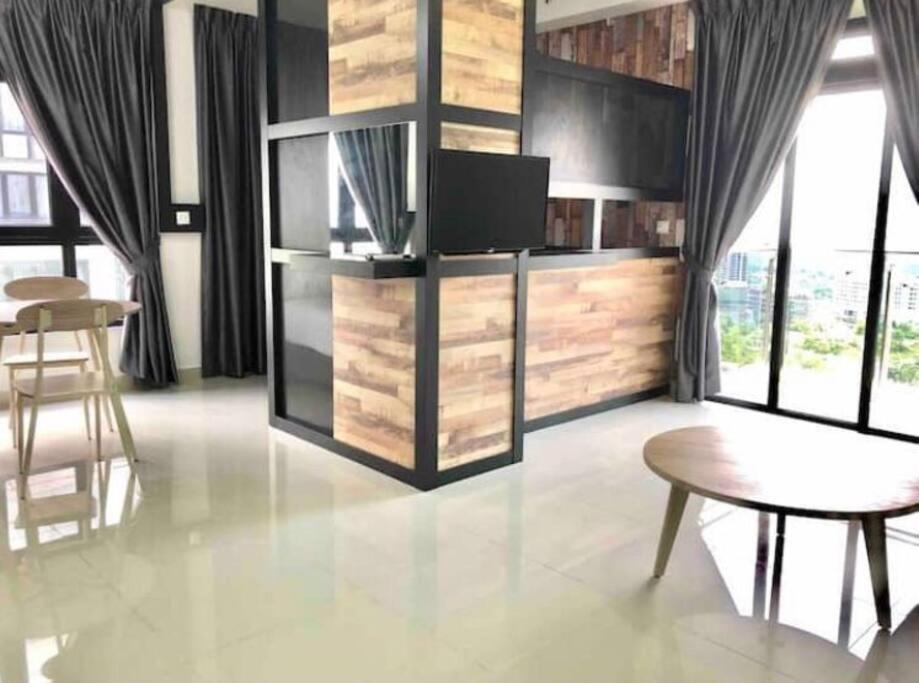 One Team At Iskandar Medini Nusajaya  Exterior photo